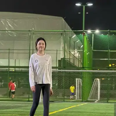 袁龙东